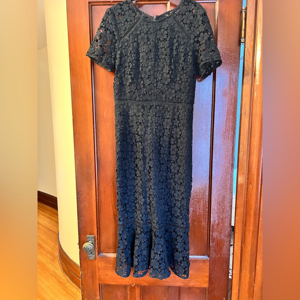 Shoshanna Black Lace Midi Dress